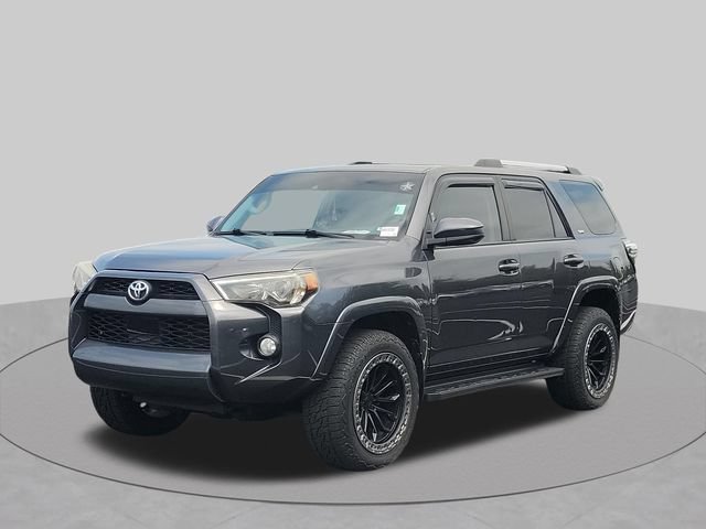 Used 2020 Toyota 4Runner SR5 AWD/4WD image 1