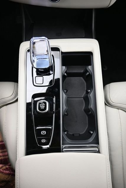 New 2026 Volvo XC90 B6 Ultra w/ Protection Package image 11