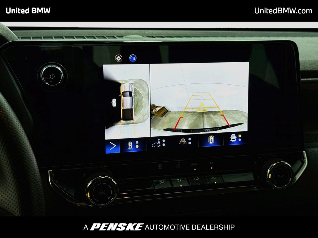 Used 2023 Chevrolet Colorado Trail Boss w/ Technology Package AWD/4WD image 16