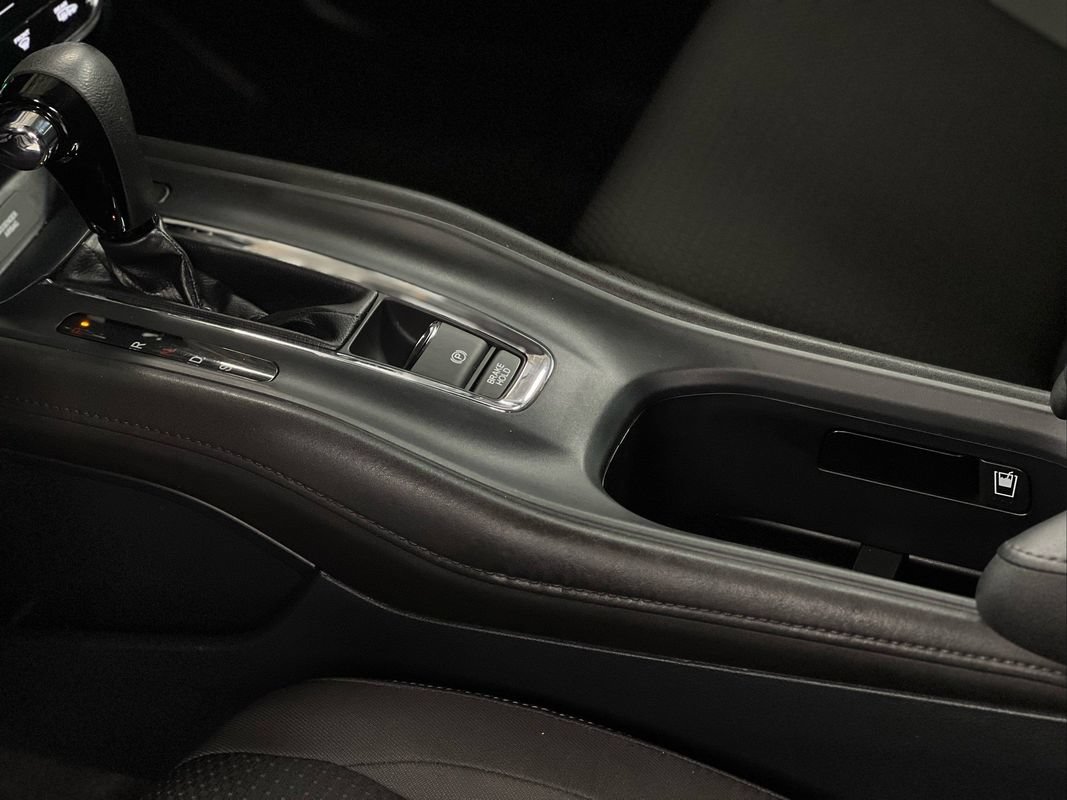 Used 2022 Honda HR-V EX image 37