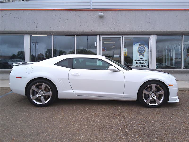 Used 2011 Chevrolet Camaro SS w/ RS Package RWD image 4