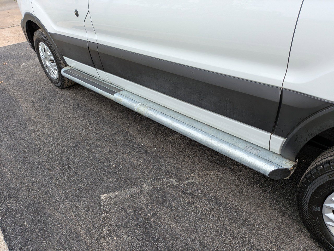 Used 2024 Ford Transit 250 w/ Exterior Upgrade Package image 36