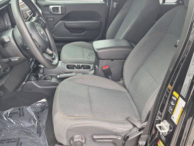 Used 2024 Jeep Gladiator Sport AWD/4WD image 15