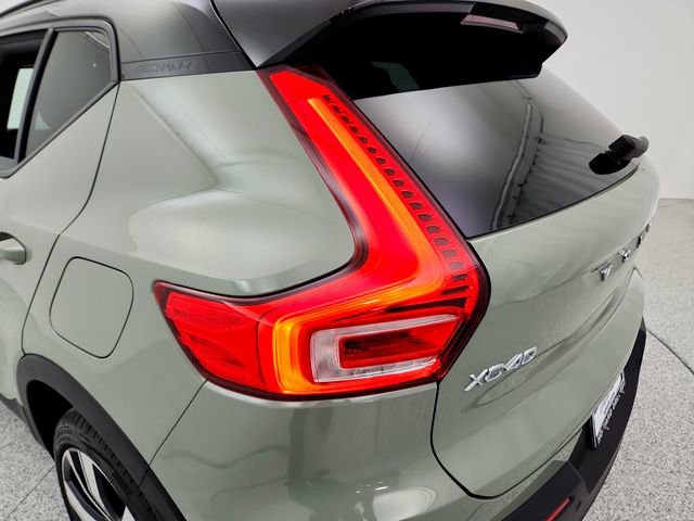 Certified 2022 Volvo XC40 P8 Recharge Plus image 31