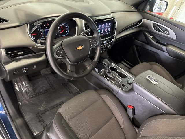 Used 2023 Chevrolet Traverse LT AWD/4WD image 38