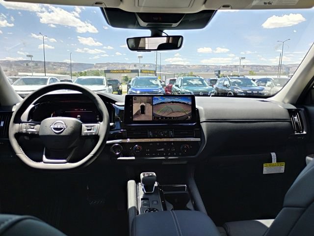 New 2026 Nissan Pathfinder SL AWD/4WD image 15