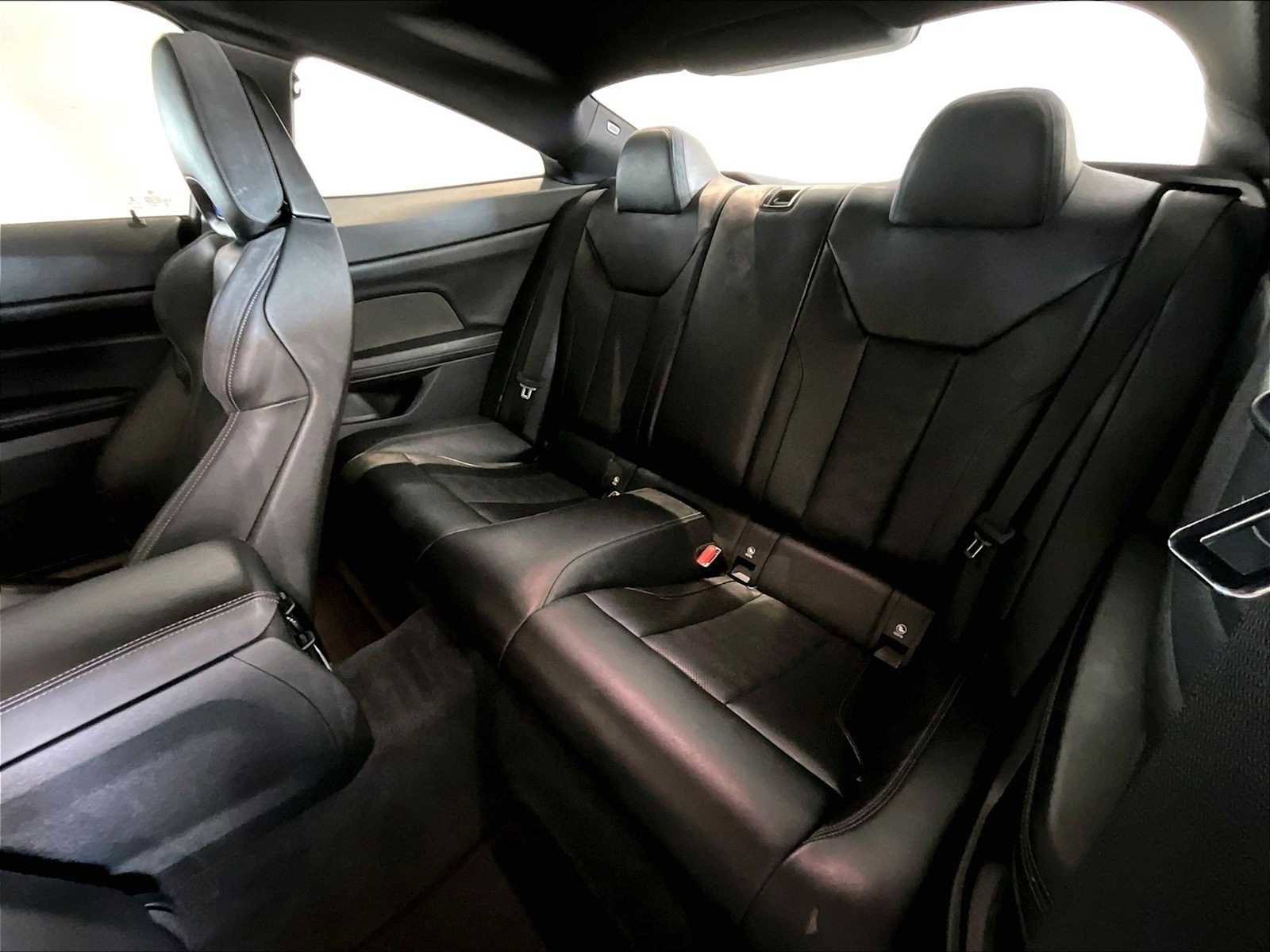 Used 2022 BMW M4 Coupe w/ Executive Package image 28