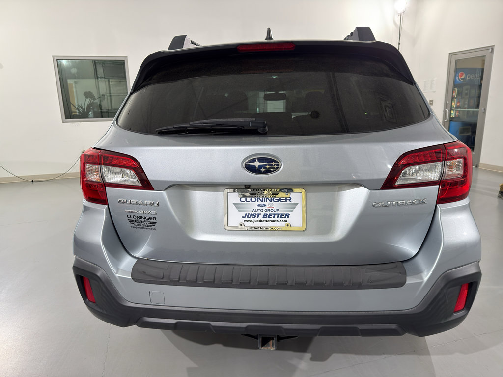 Used 2018 Subaru Outback 2.5i Limited w/ Popular Package #2 image 7