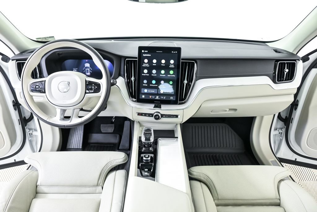 Used 2026 Volvo XC60 B5 Ultra w/ Climate Package image 20