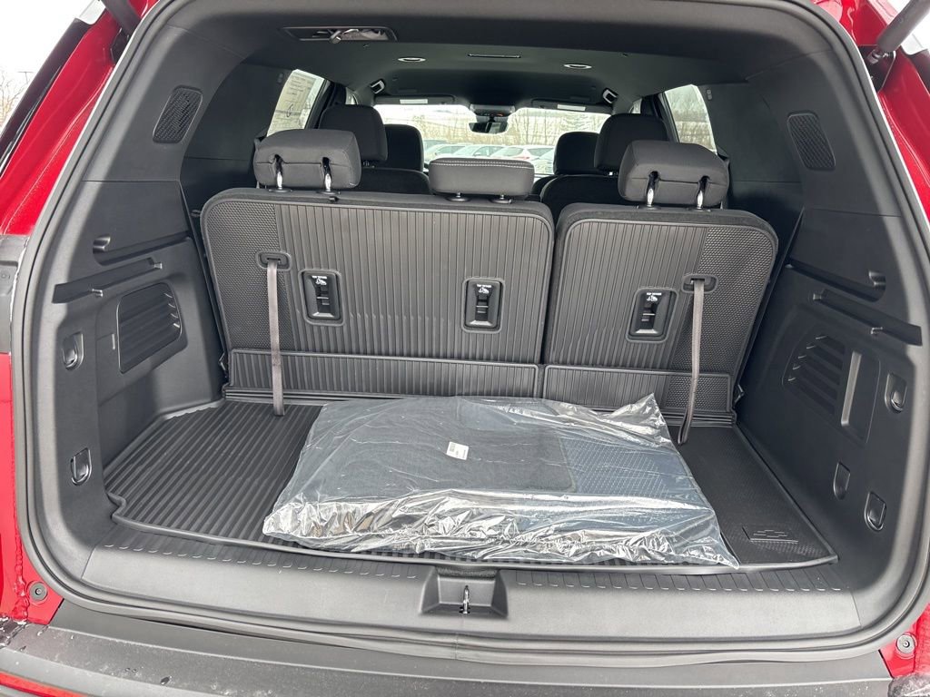 New 2026 Chevrolet Traverse LT w/ Driver Confidence Package image 21