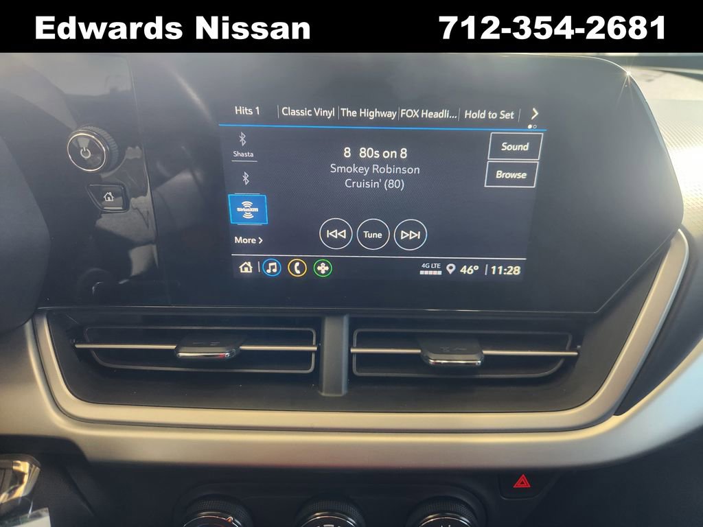 Used 2024 Chevrolet Trax RS w/ Driver Confidence Package image 28