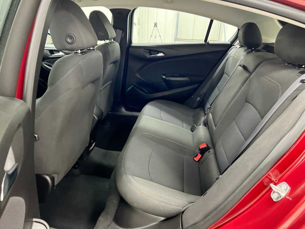Used 2017 Chevrolet Cruze LT w/ Convenience Package FWD image 22