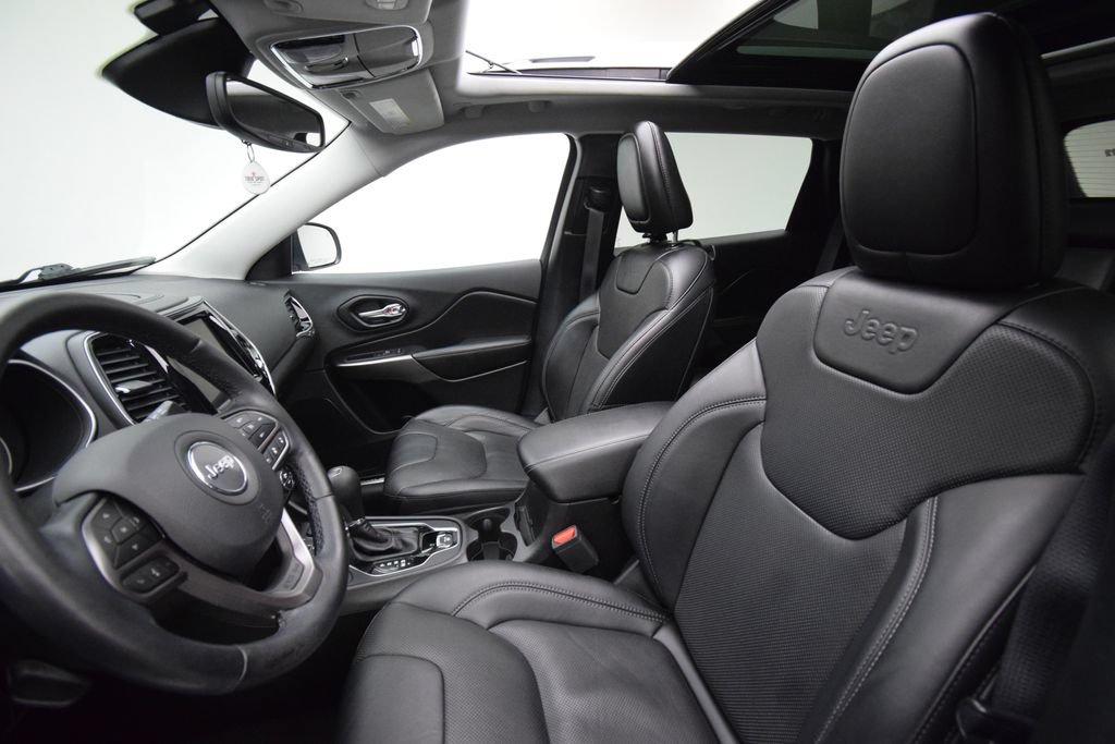 Used 2021 Jeep Cherokee Limited AWD/4WD image 19