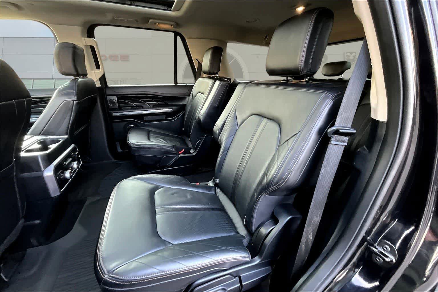 Used 2021 Ford Expedition Platinum AWD/4WD image 13
