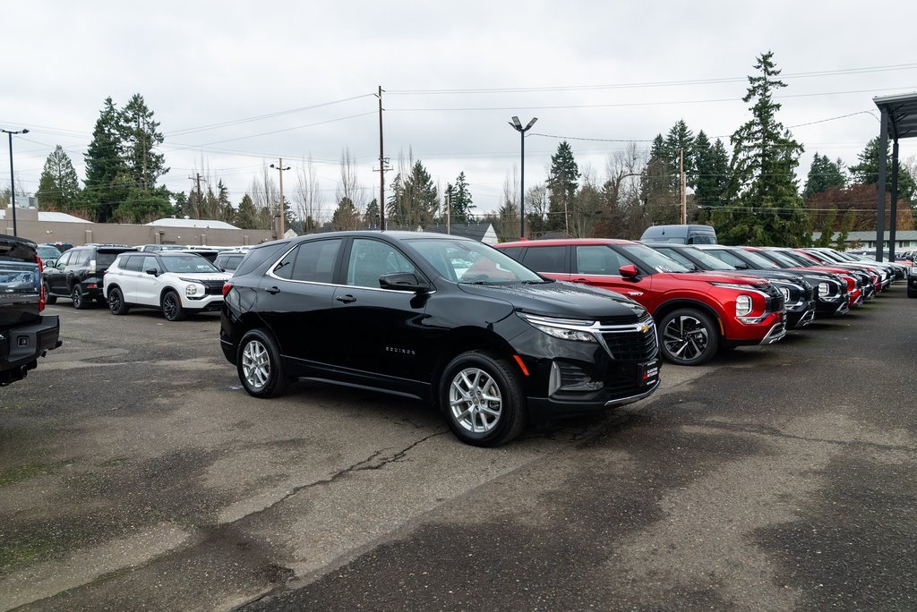 Used 2023 Chevrolet Equinox LT w/ Driver Convenience Package image 27