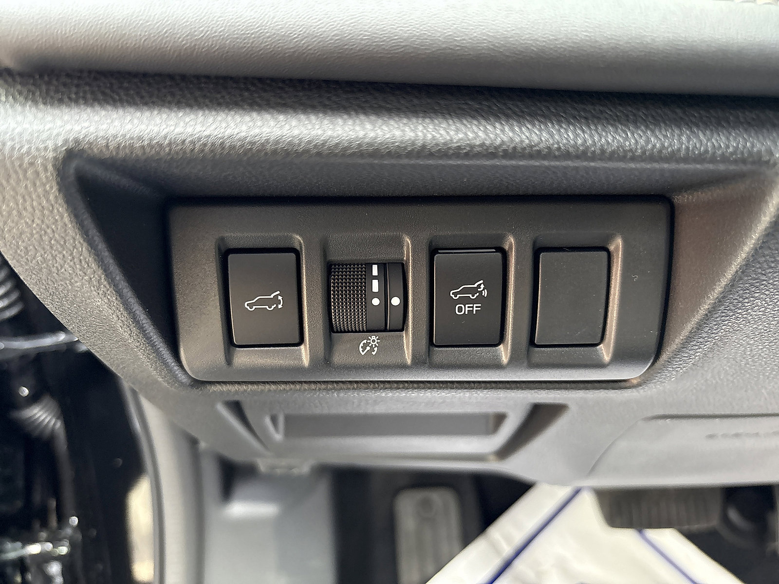 Used 2025 Subaru Outback Limited image 23