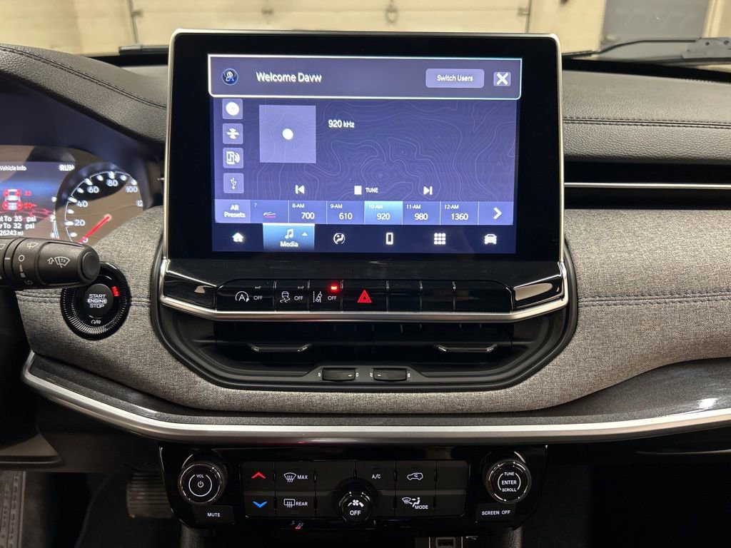 Used 2024 Jeep Compass Sport image 24