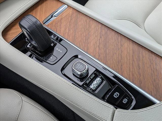 Used 2021 Volvo XC90 T8 Inscription Expression w/ Advanced Package AWD/4WD image 12