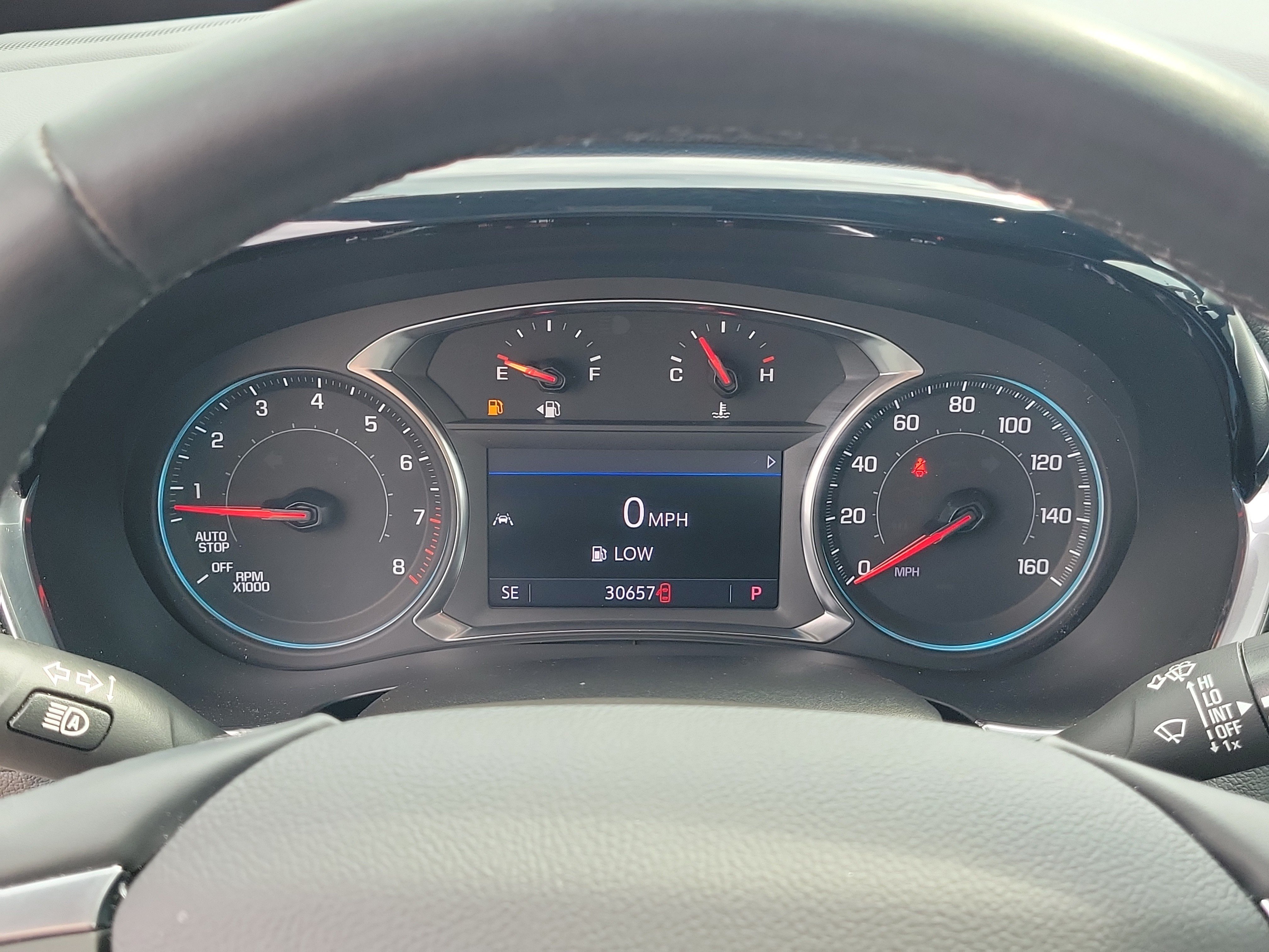 Used 2023 Chevrolet Traverse LT FWD image 25