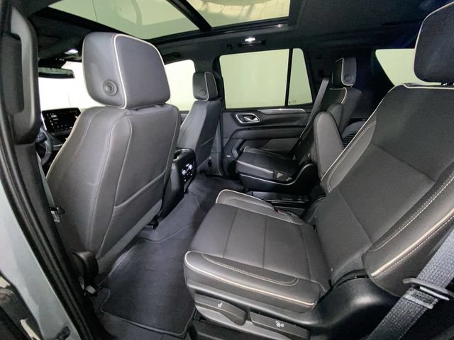 Used 2023 GMC Yukon SLT w/ SLT Luxury Package AWD/4WD image 28
