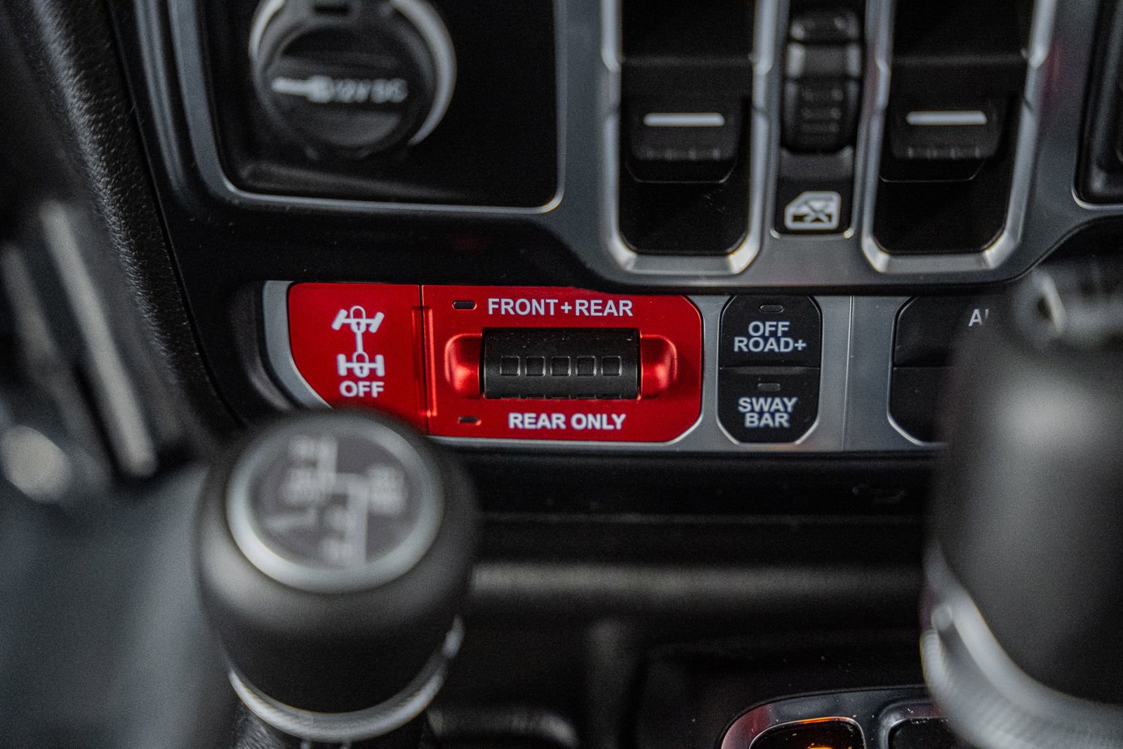 Used 2024 Jeep Wrangler Unlimited Rubicon 4xe AWD/4WD image 30