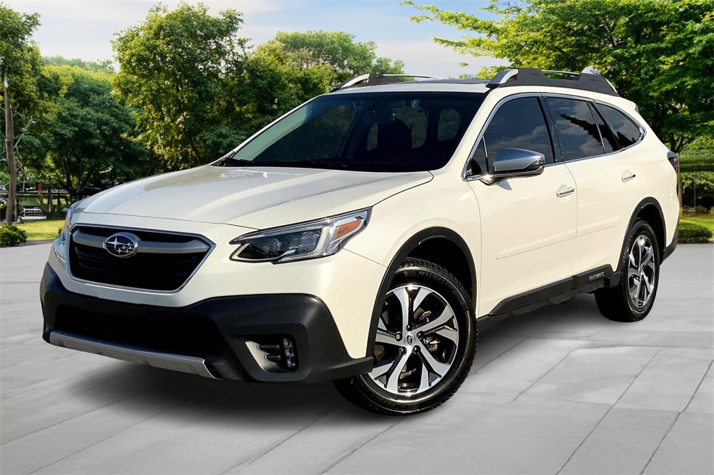 Used 2022 Subaru Outback Touring w/ Tech Package 2