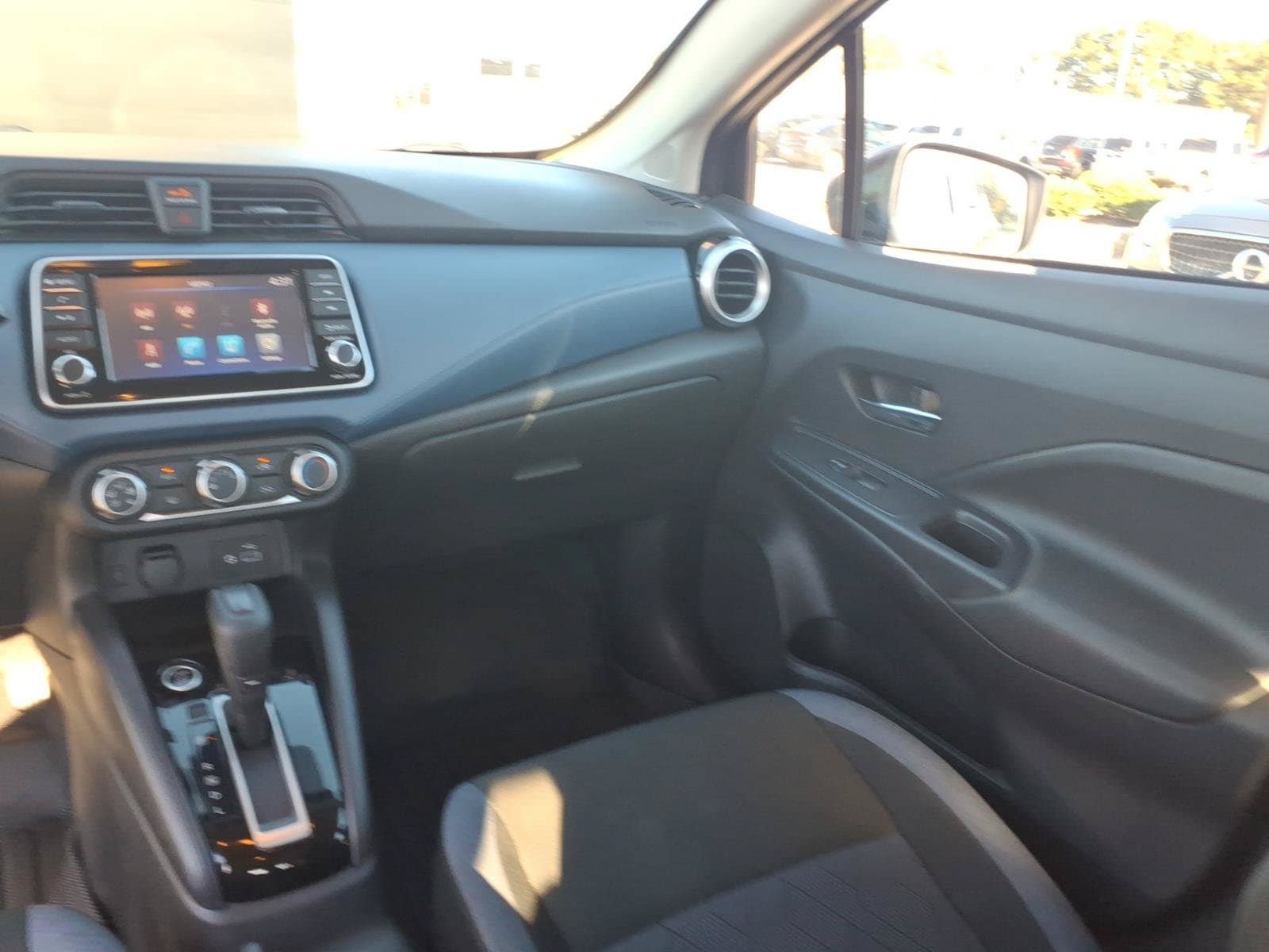 Used 2025 Nissan Versa SV FWD image 12