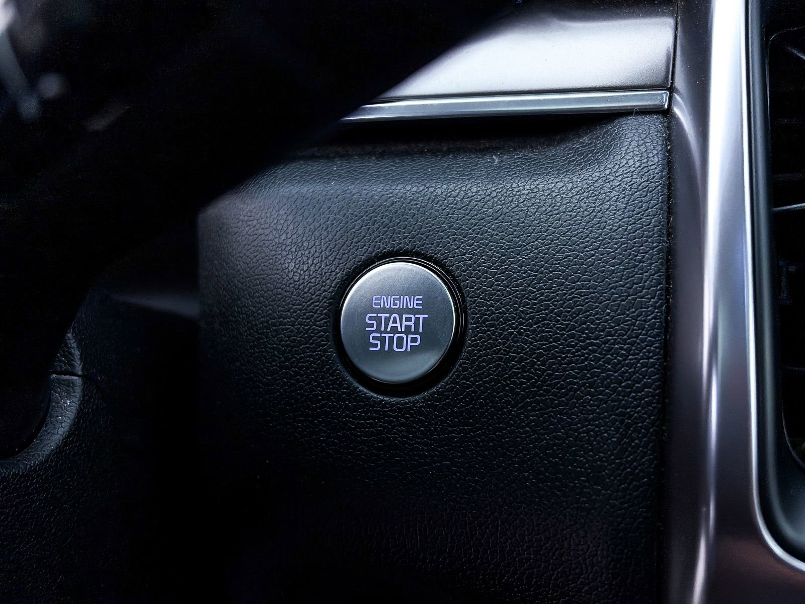 Used 2021 Kia Sorento EX image 25