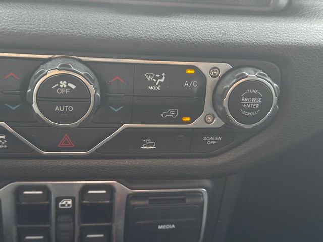 Certified 2024 Jeep Gladiator Sport image 36