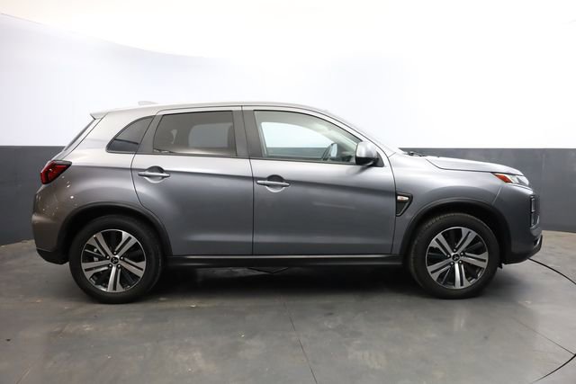 Used 2021 Mitsubishi Outlander Sport ES image 3