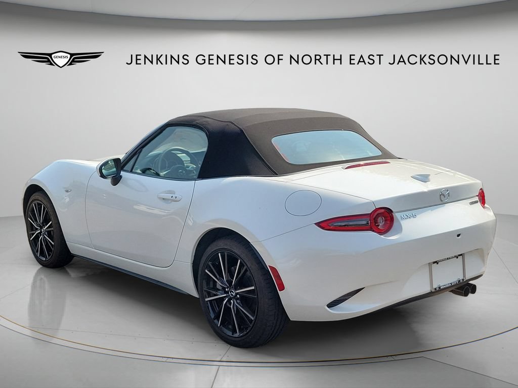 Used 2025 MAZDA MX-5 Miata Grand Touring RWD image 10
