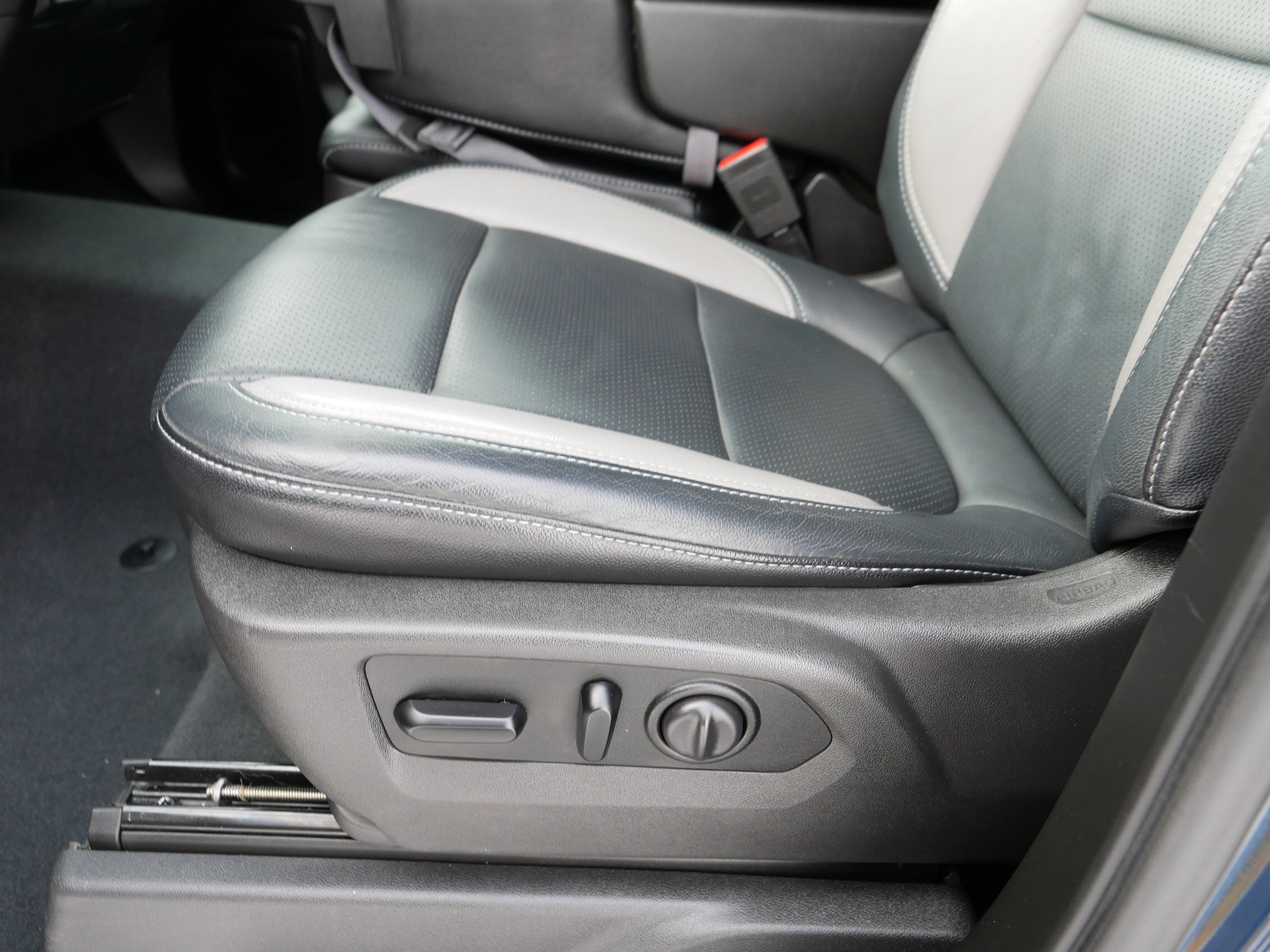 Used 2019 Chevrolet Silverado 1500 RST w/ All-Star Edition image 20