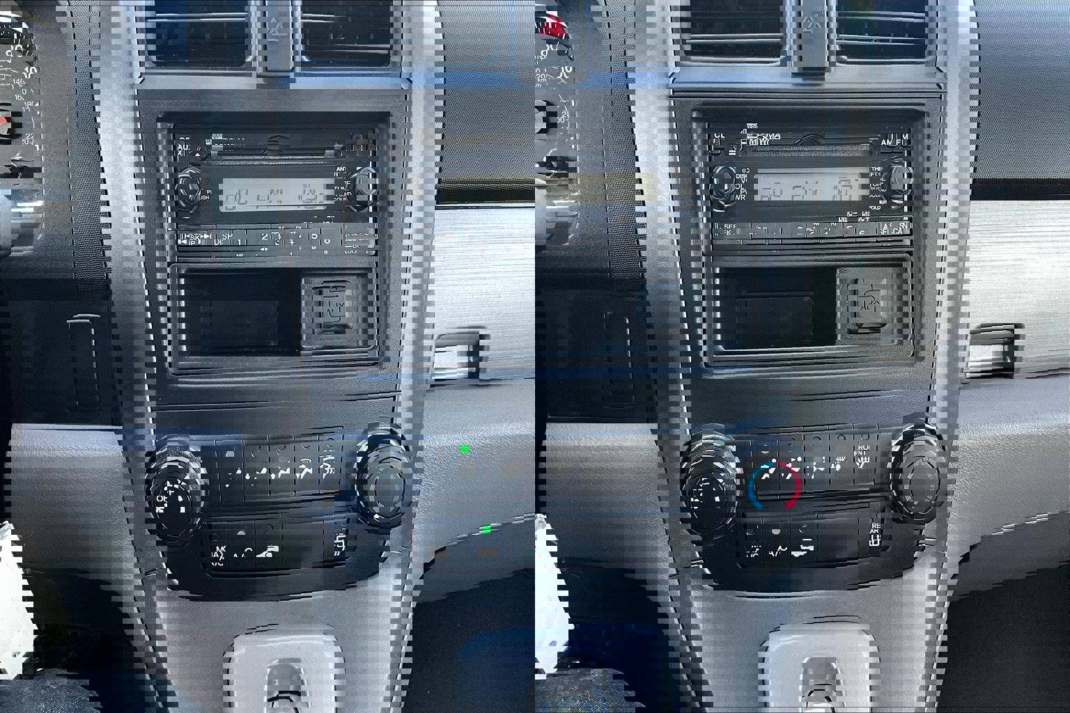 Used 2011 Honda CR-V LX image 22