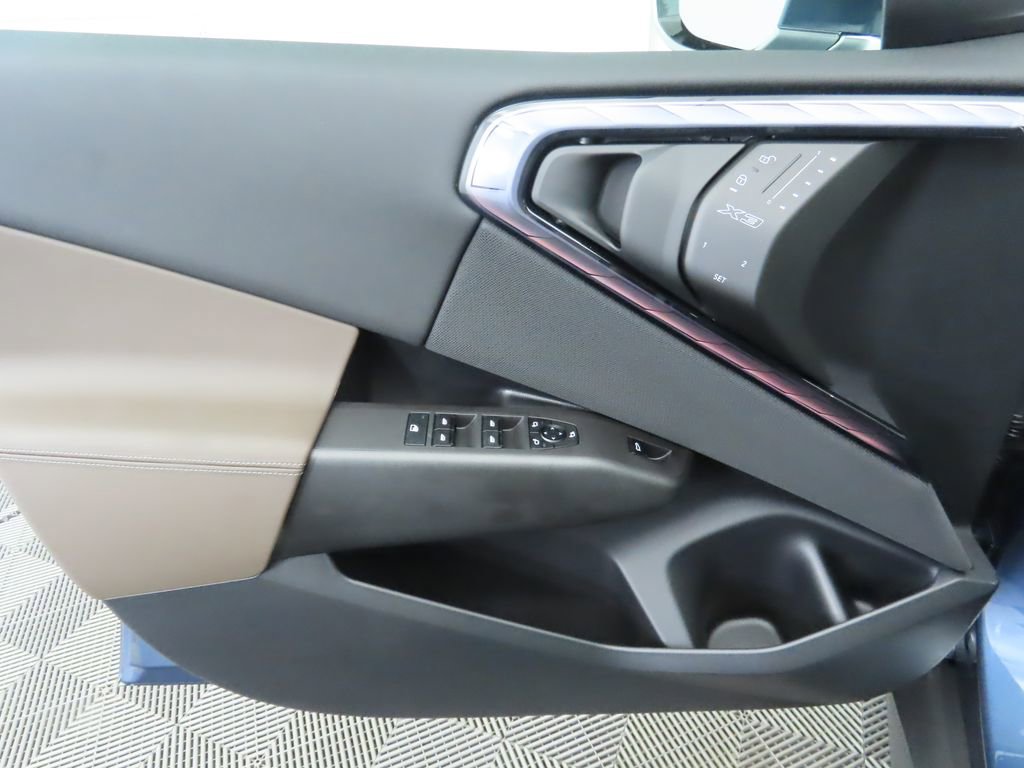 Certified 2025 BMW X3 xDrive30i w/ Convenience Package image 25