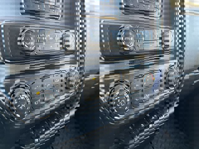 Used 2014 Chevrolet Silverado 1500 W/T w/ Trailering Package image 11