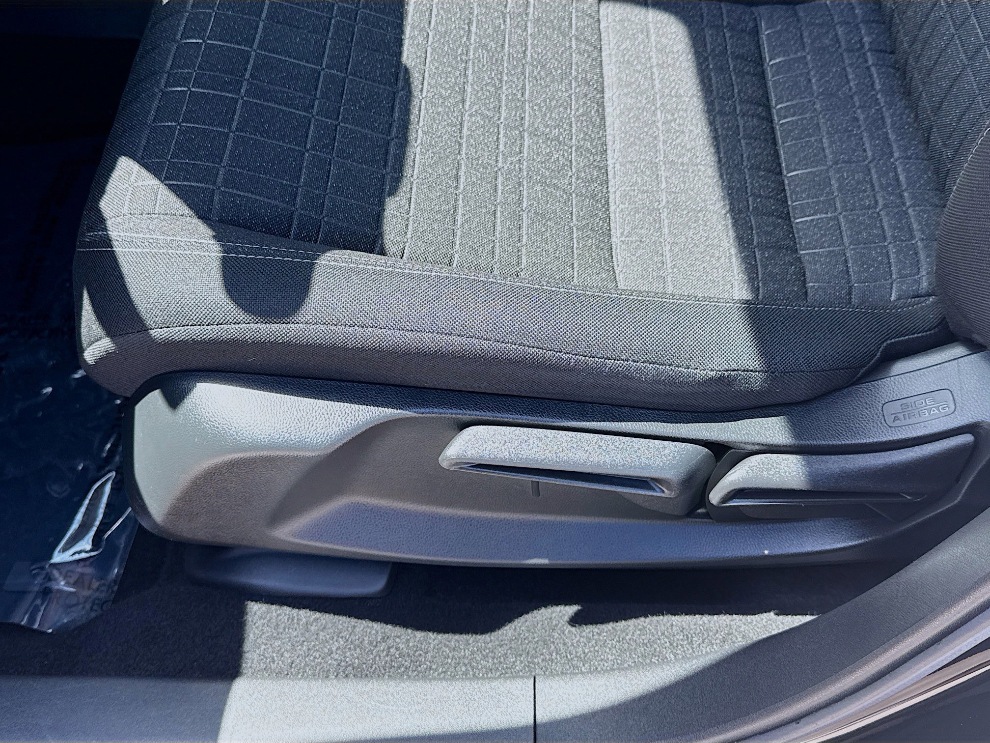 Certified 2024 Honda HR-V LX image 17