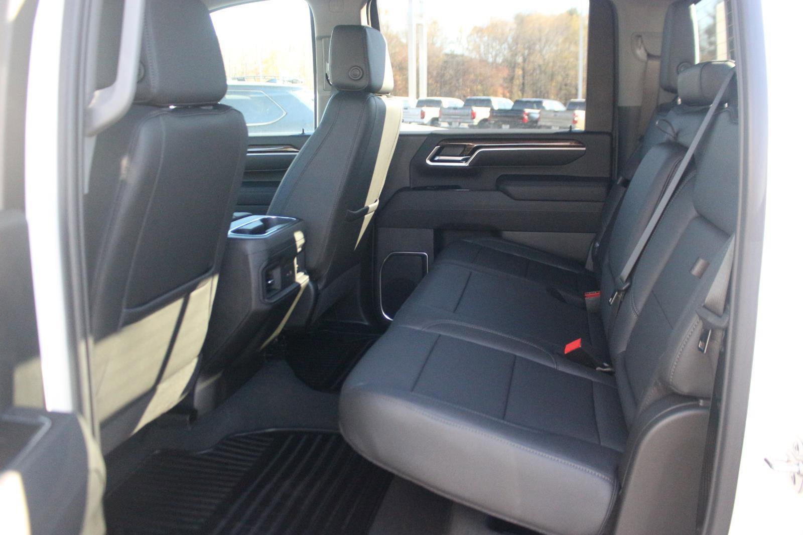 New 2025 Chevrolet Silverado 2500 LT w/ Z71 Chrome Sport Edition image 13