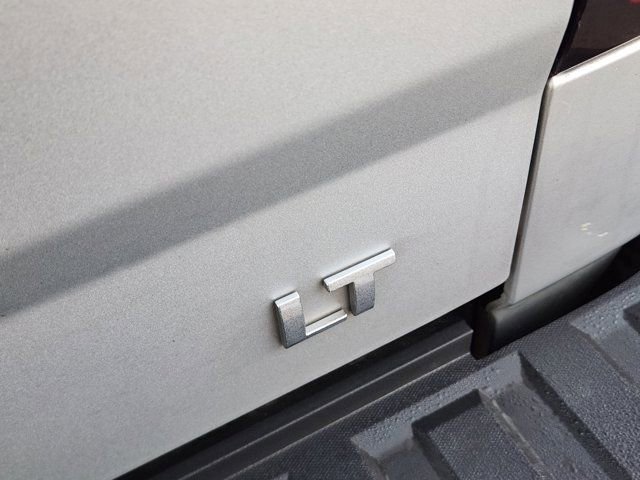 Used 2018 Chevrolet Silverado 1500 LT w/ Texas Edition image 10