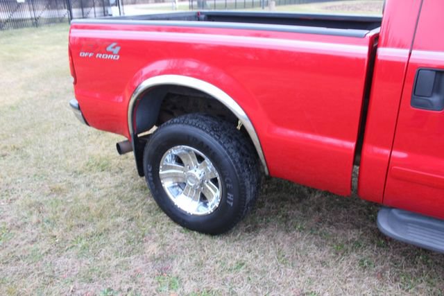 Used 2003 Ford F250 Lariat AWD/4WD image 9
