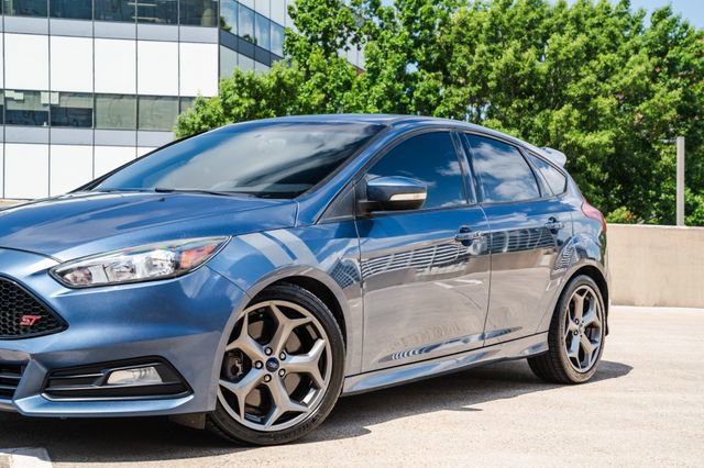 Used 2018 Ford Focus ST image 38