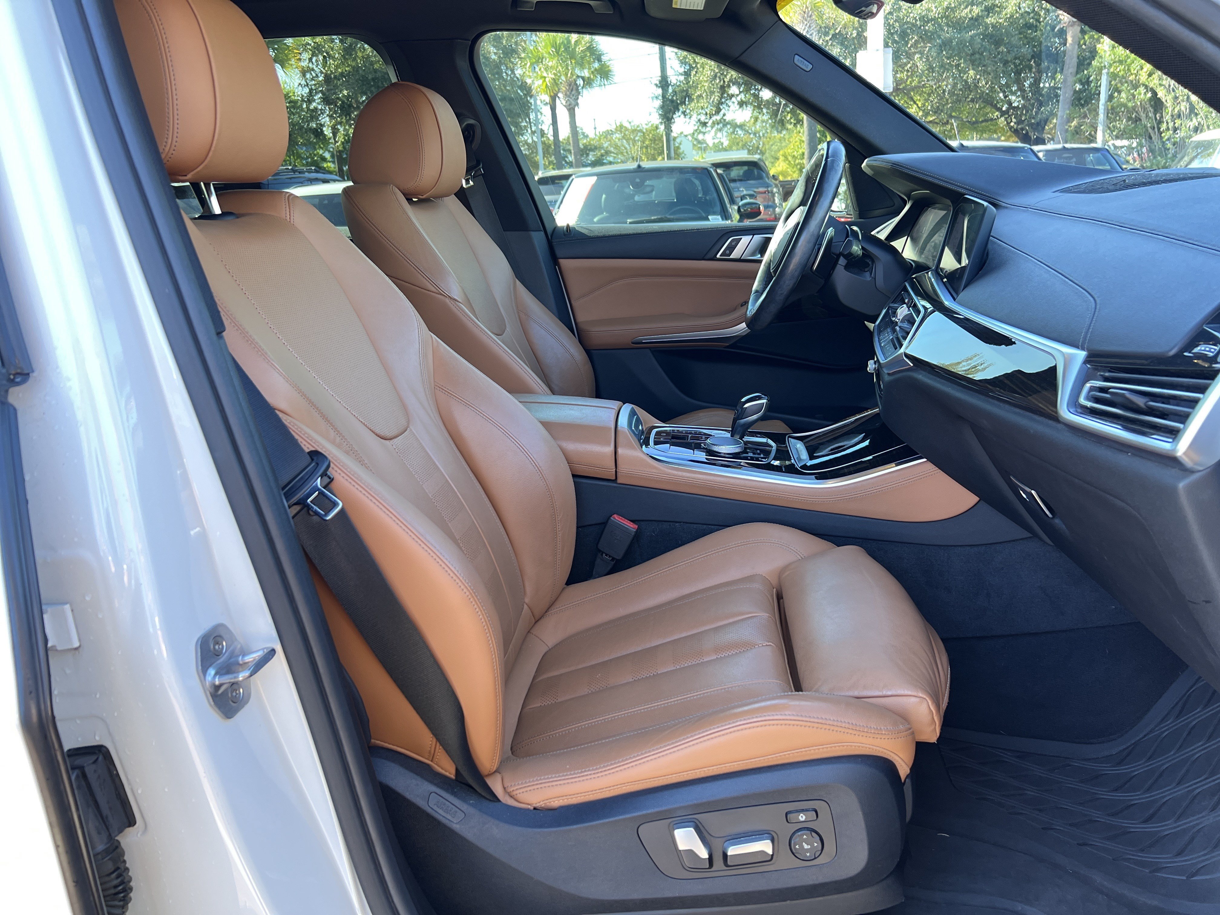 Used 2019 BMW X5 xDrive40i w/ Premium Package 2 AWD/4WD image 33