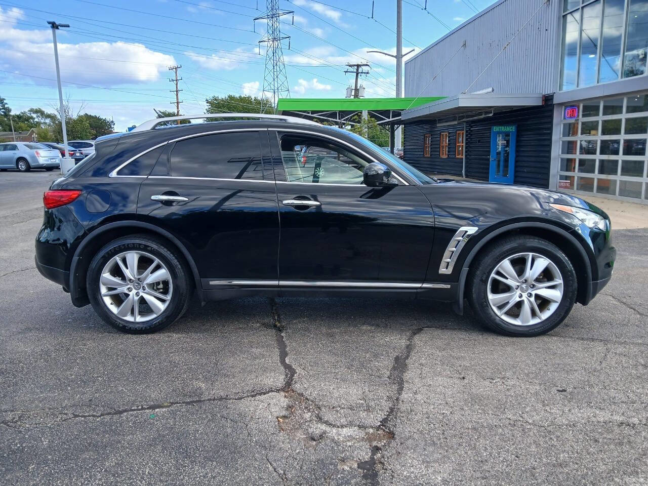 Used 2013 INFINITI FX37 AWD w/ Premium Pkg image 4
