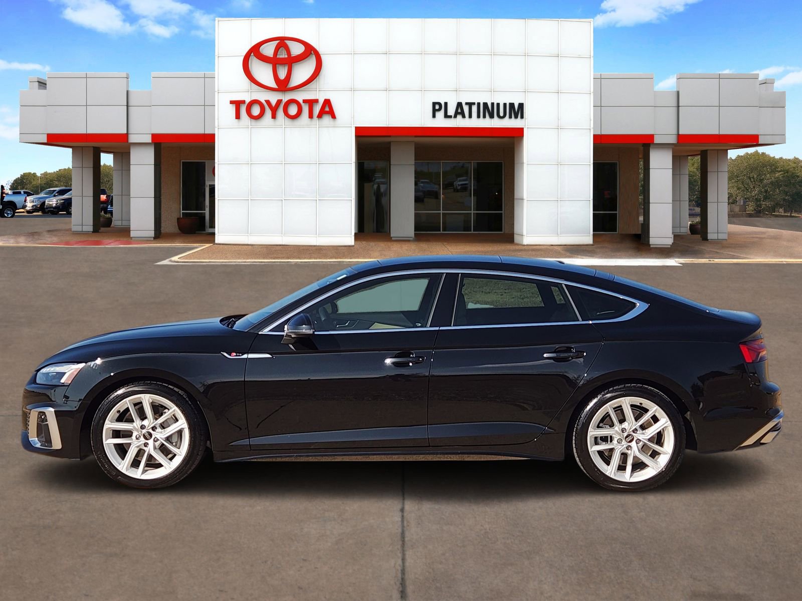 Used 2023 Audi A5 2.0T Premium Plus w/ Premium Plus image 3