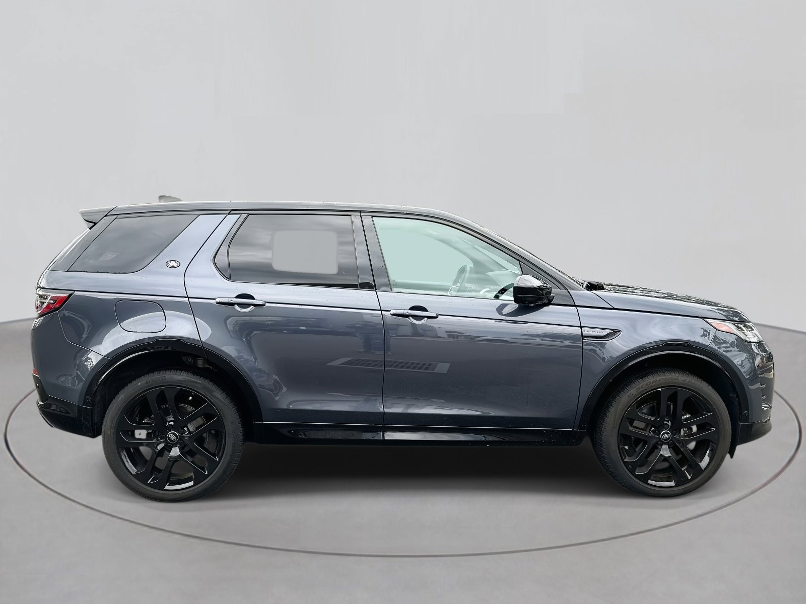 New 2025 Land Rover Discovery Sport Dynamic SE image 5