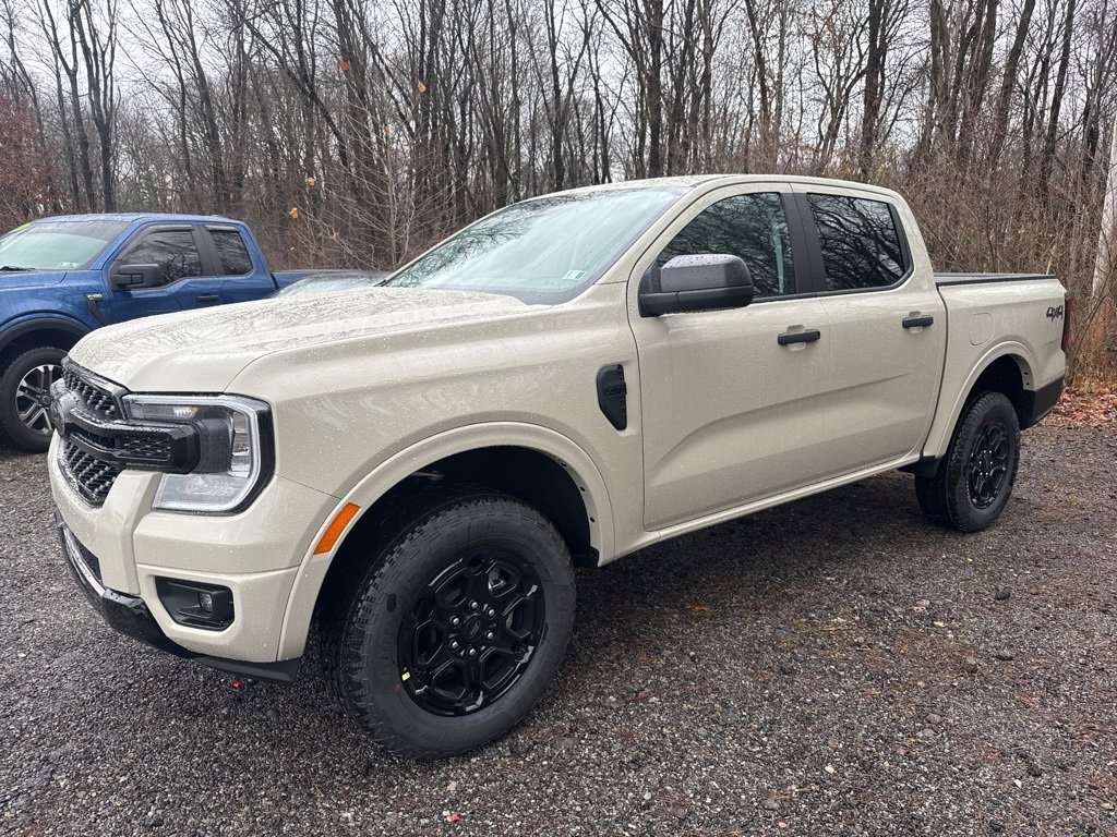New 2025 Ford Ranger XLT w/ Black Appearance Package image 5