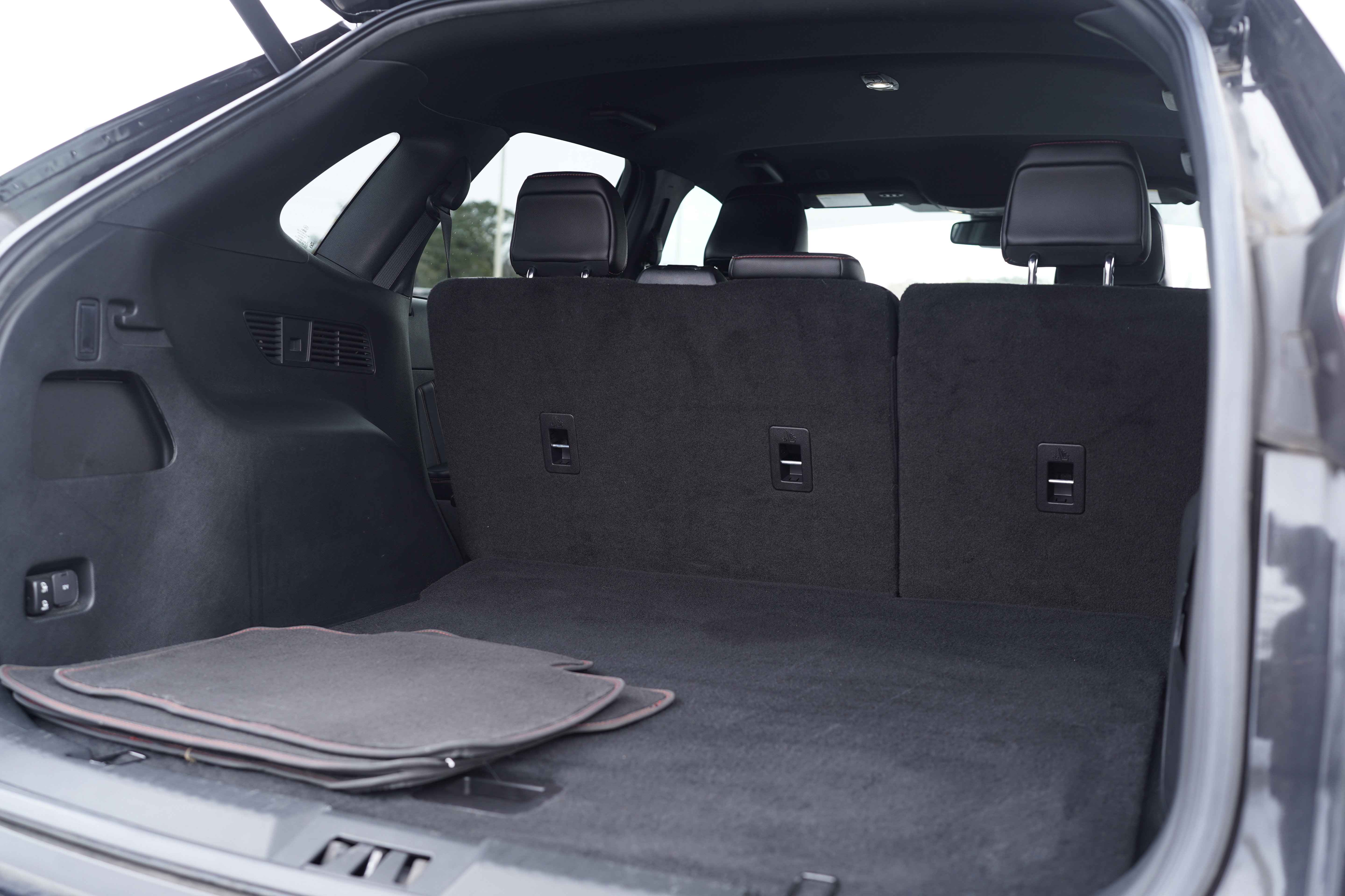 Used 2023 Ford Edge ST-Line image 36