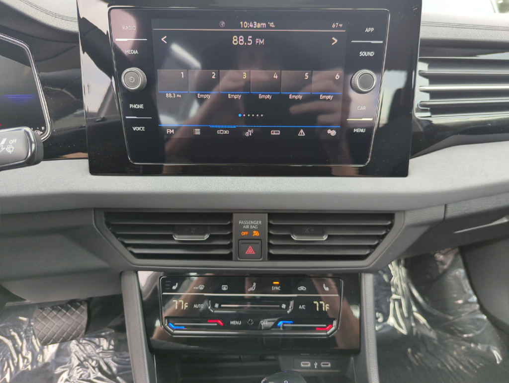 New 2026 Volkswagen Jetta SE FWD image 23