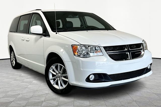 Used 2019 Dodge Grand Caravan SXT image 1