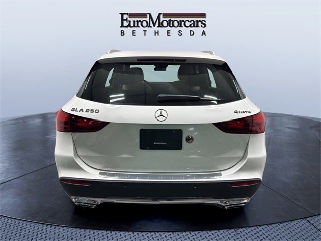 Used 2025 Mercedes-Benz GLA 250 4MATIC image 4