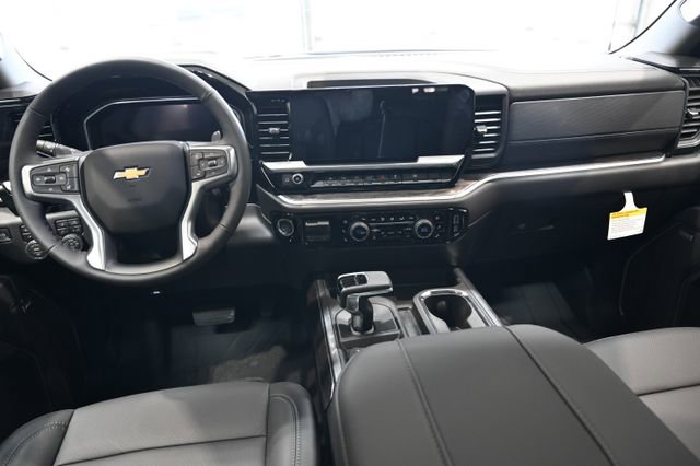 New 2026 Chevrolet Silverado 1500 LTZ w/ LTZ Premium Package image 13